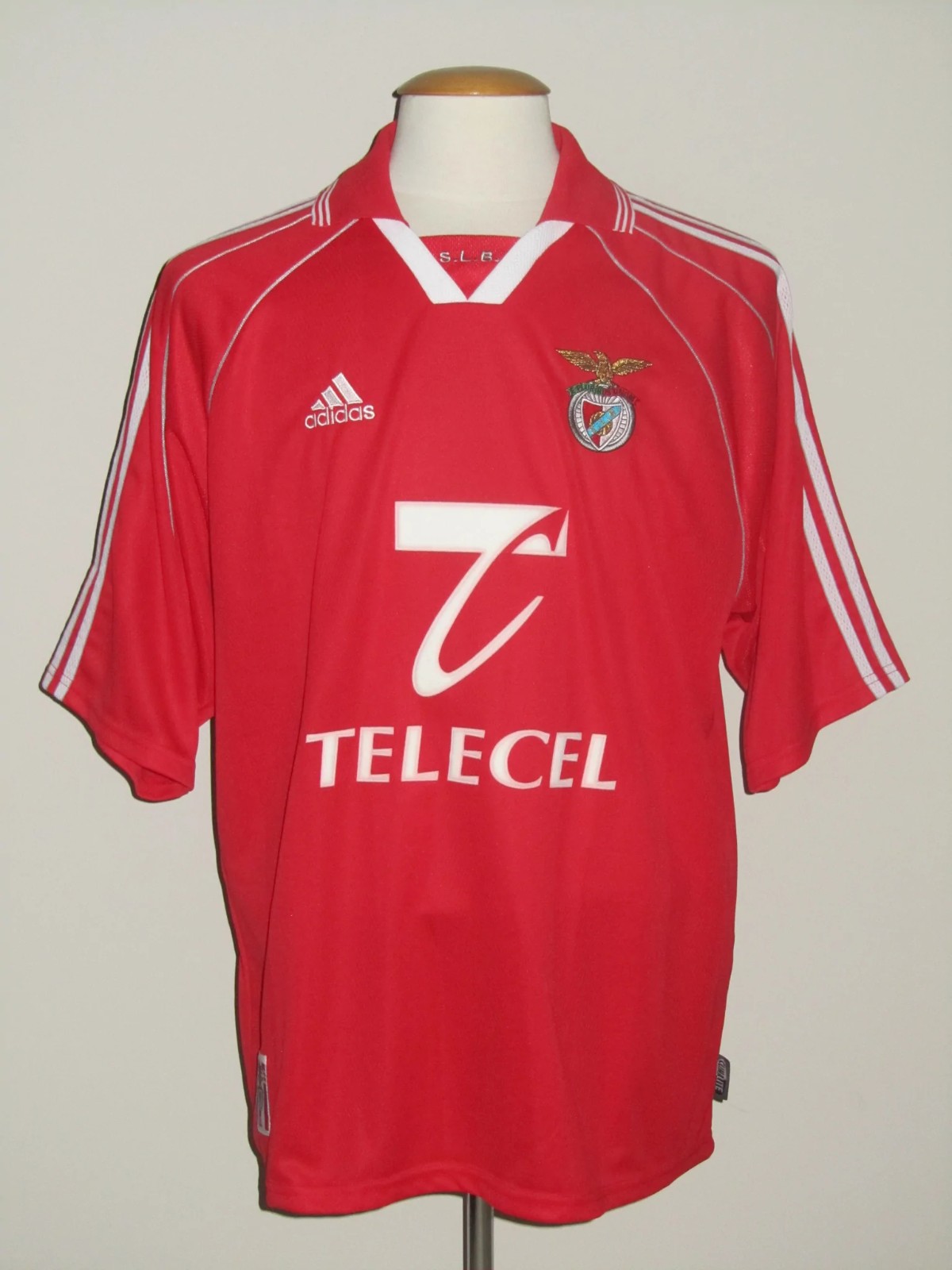 SL Benfica 1999-00 Home Kit