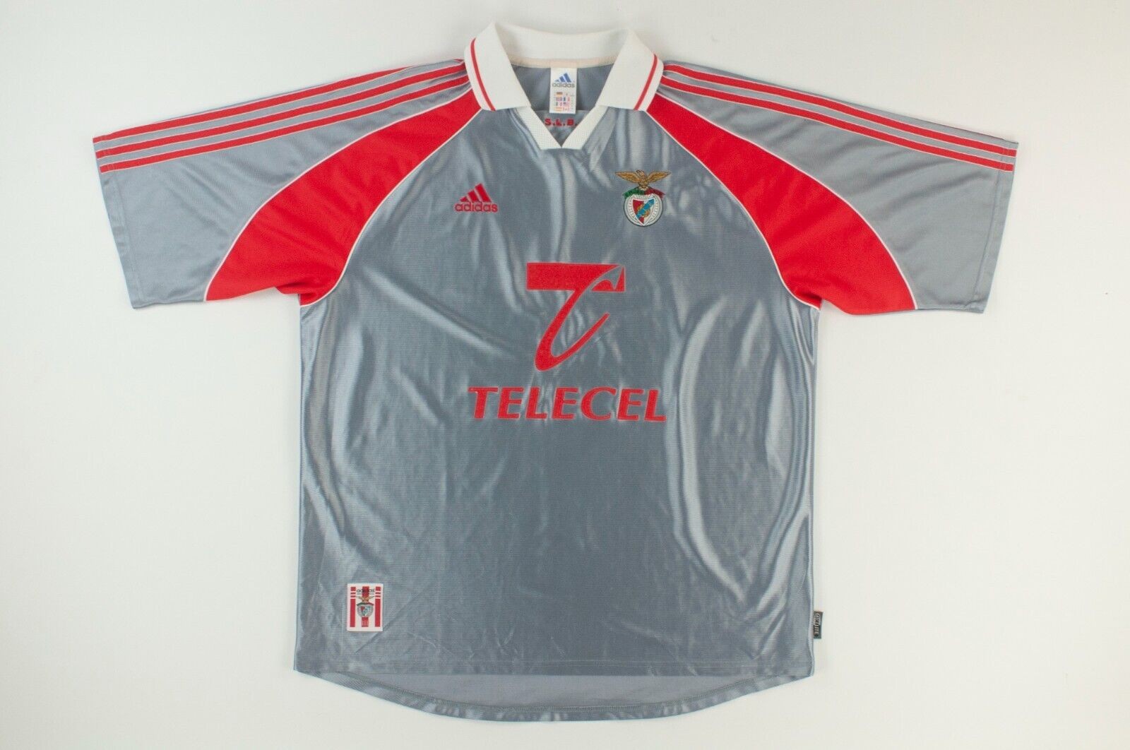SL Benfica 1999-00 Away Kit