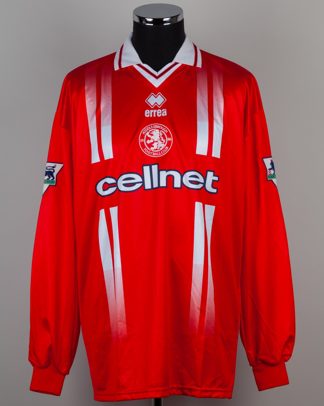 Middlesbrough 1998-99 Home Kit