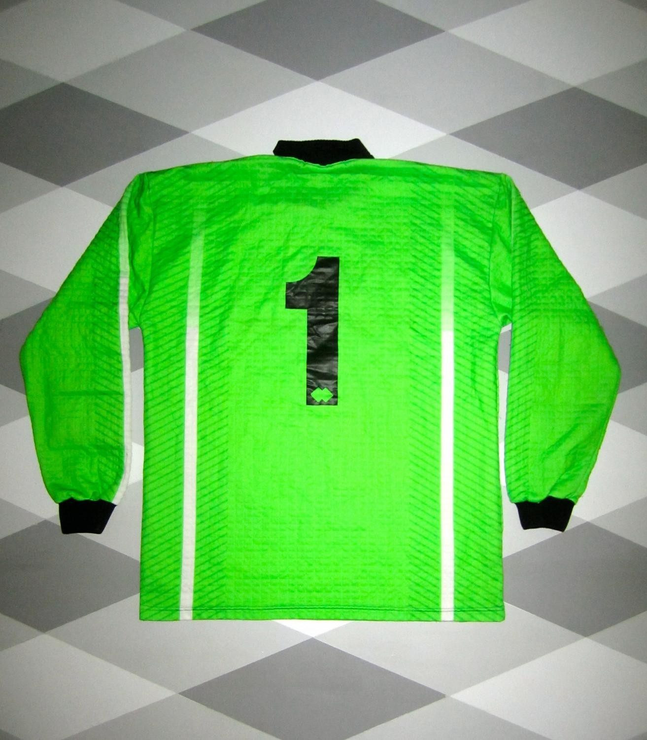 Middlesbrough 1998-99 GK 1 Kit