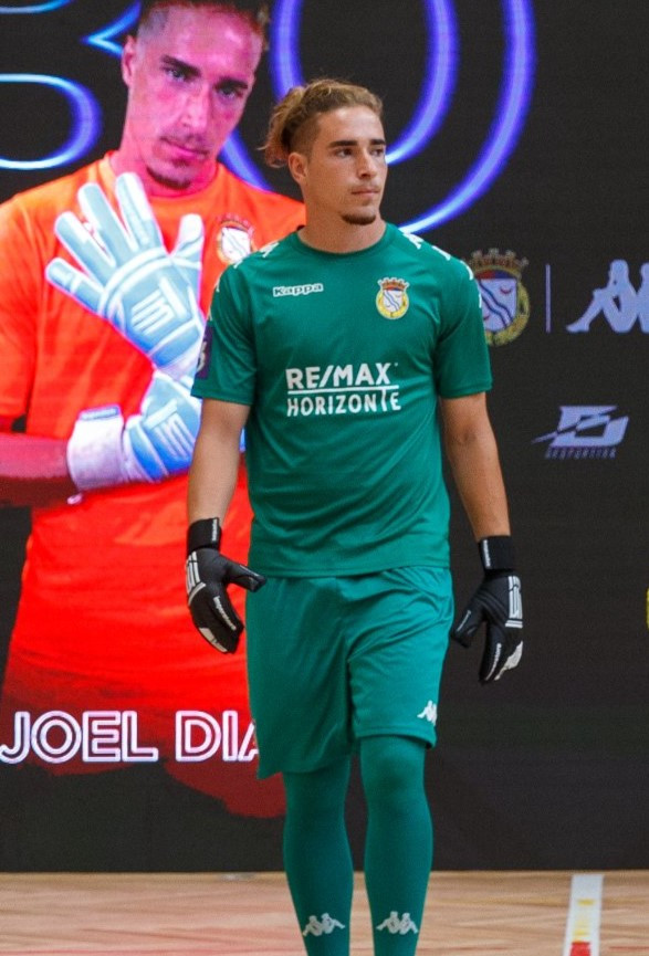 FC Alverca 2022-23 GK 1 Kit