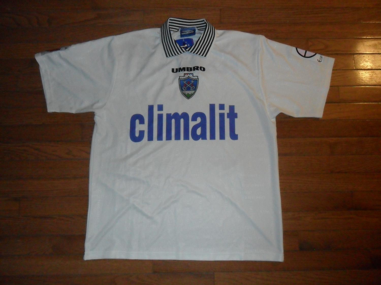 GD Chaves 1997-98 Away Kit