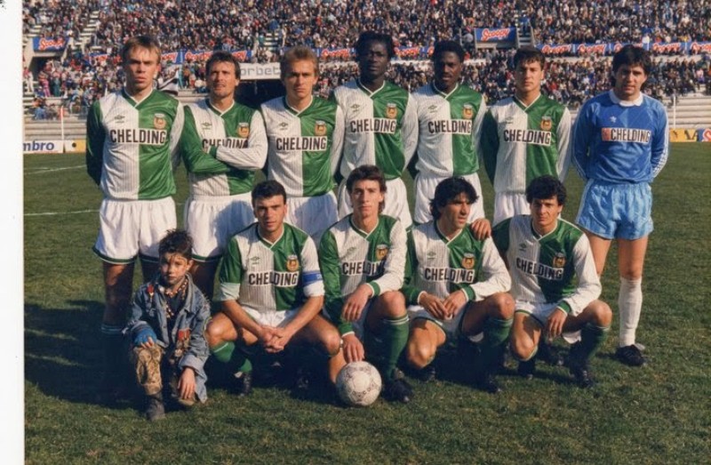 Rio Ave 1989-90 Home 2 Kit