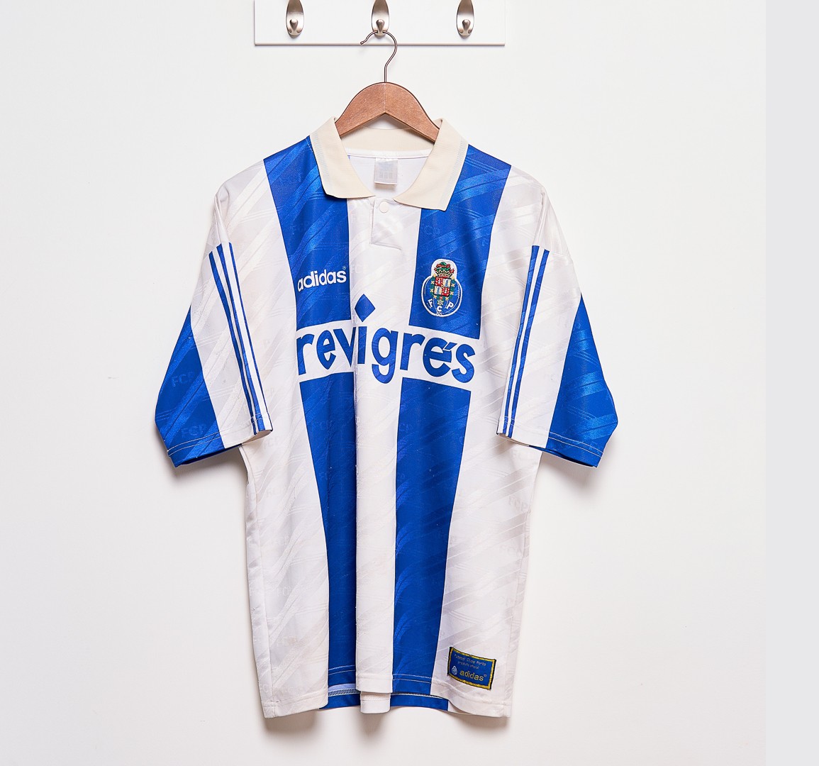 FC Porto 1996-97 Home Kit