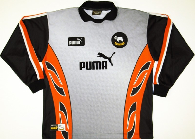 Derby County 1998-99 GK 2 Kit