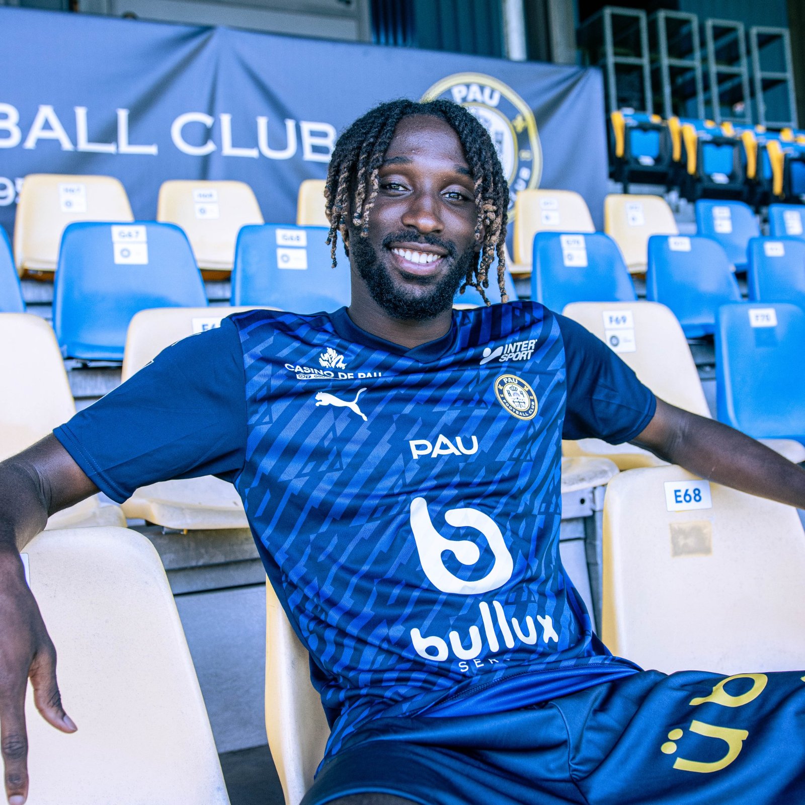 Pau FC 2023-24 Away Kit