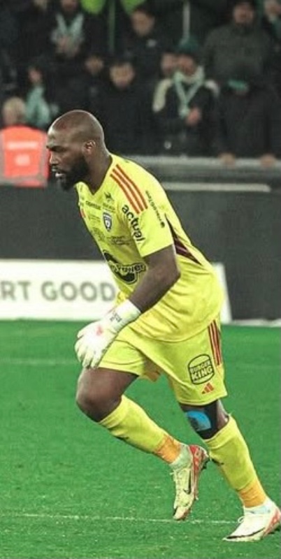 SC Bastia 2023-24 GK 9 Kit