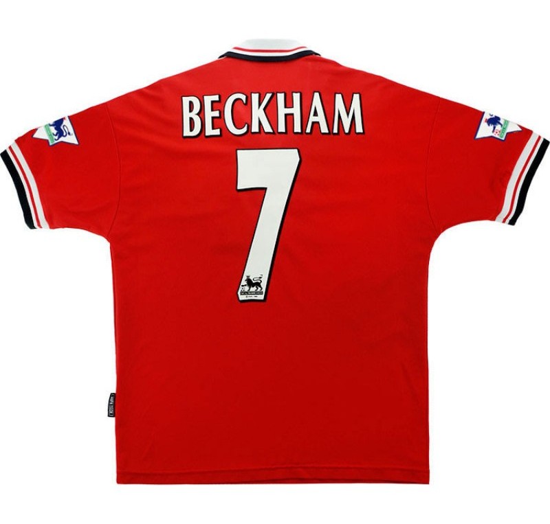 Manchester United 1999-00 Home Kit