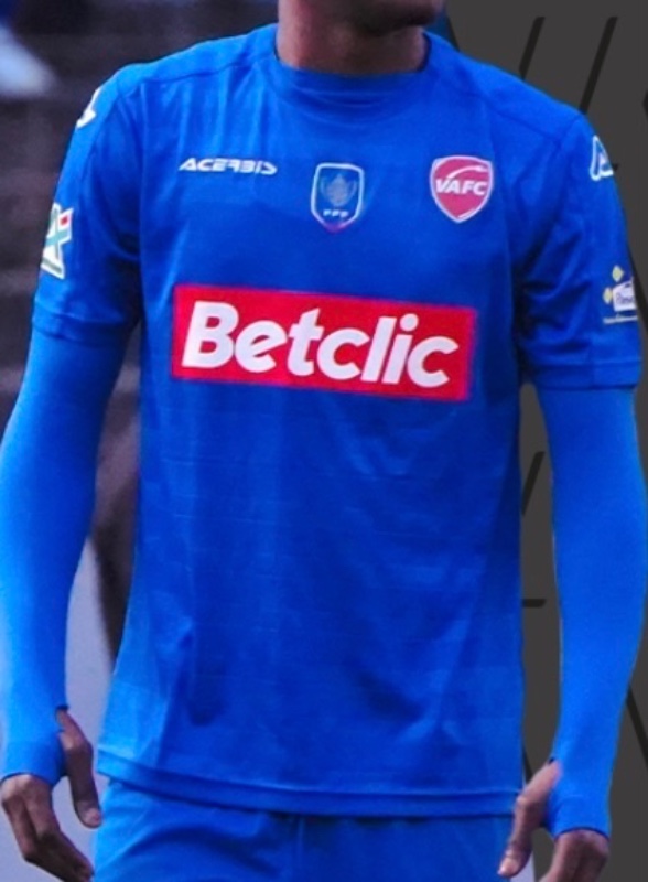 Valenciennes 2023-24 Cup Away Kit