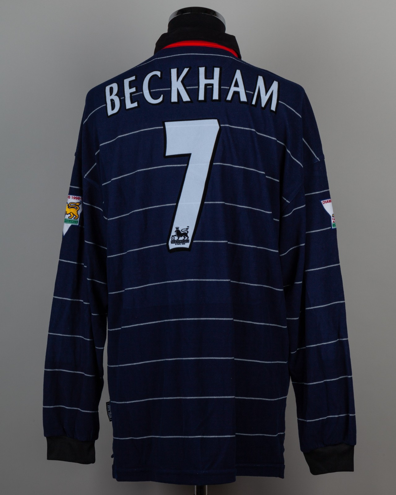 Manchester United 1999-00 Away Kit