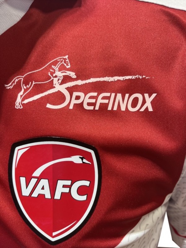 Valenciennes 2022-23 Away Kit