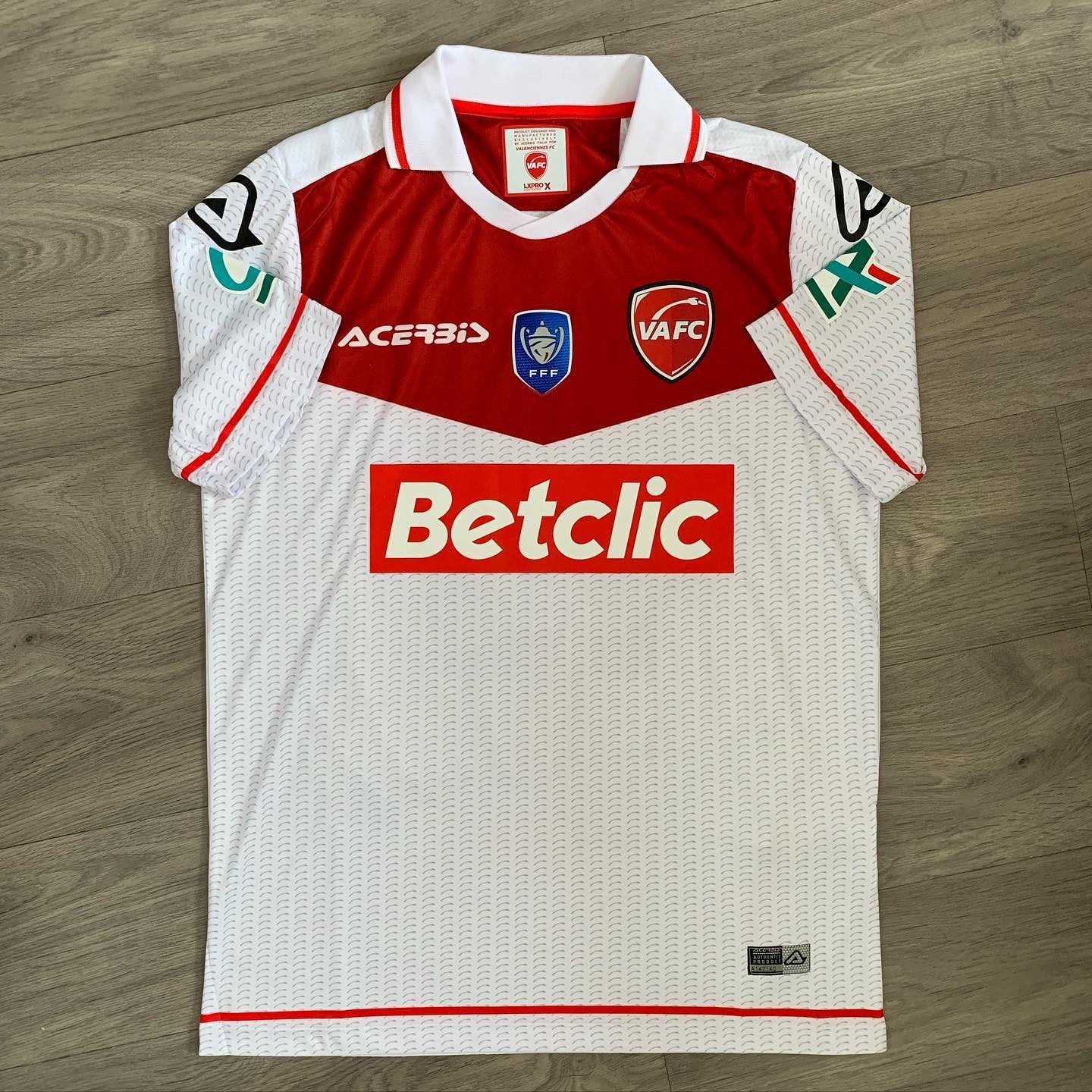 Valenciennes 2022-23 Cup Away Kit