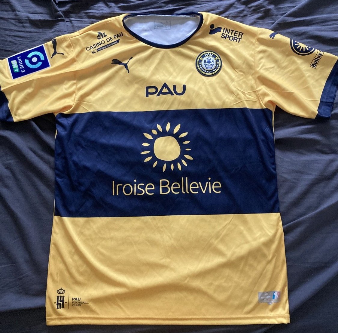 Pau FC 2022-23 Home Kit