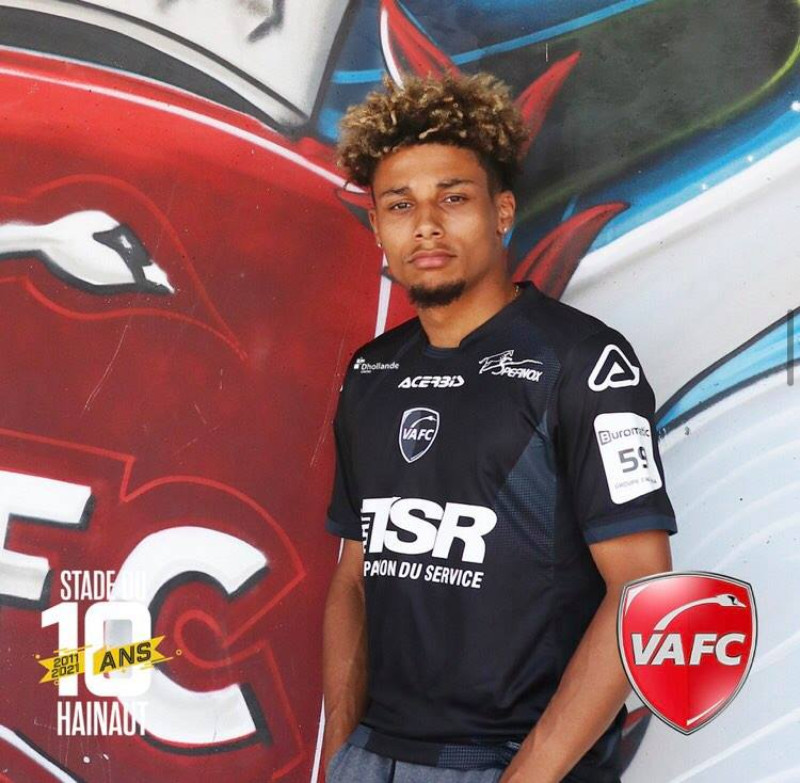 Valenciennes 2021-22 Third Kit