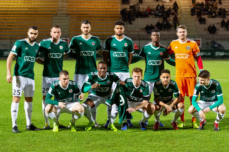 Red Star Paris 2018-19 GK 3 Kit