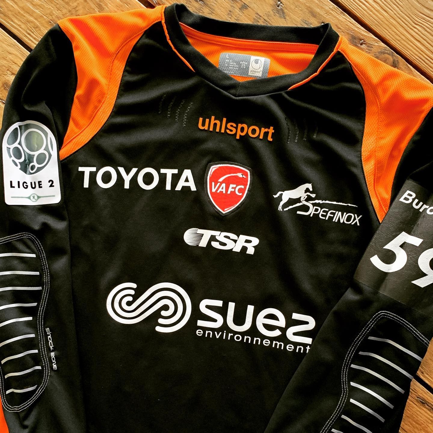 Valenciennes 2015-16 GK Kit