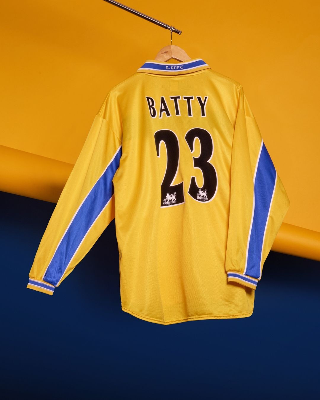 Leeds United 1999-00 Third Kit