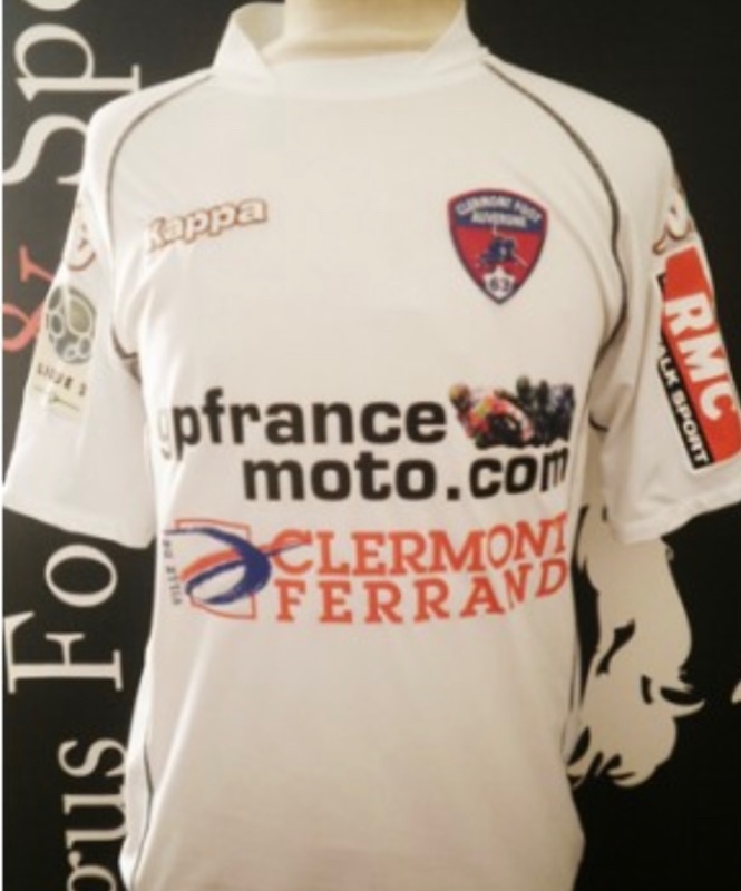 Clermont Foot Auvergne 63 2011-12 Away Kit