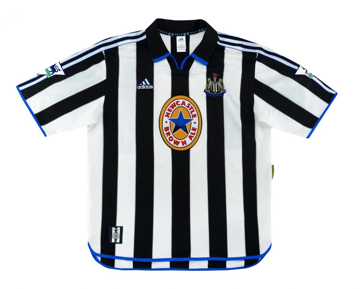 Newcastle United 1999-00 Home Kit