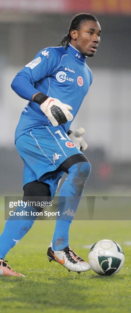 Stade de Reims 2010-11 GK 1 Kit