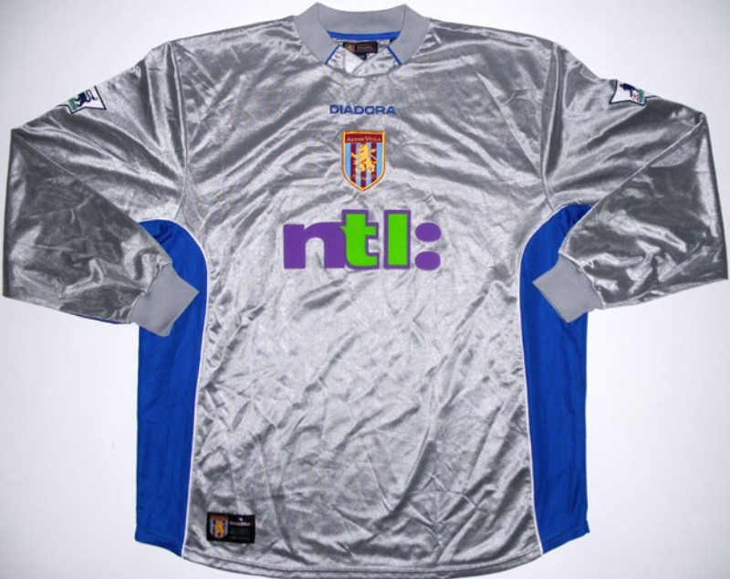 Aston Villa 2000-01 GK 1 Kit