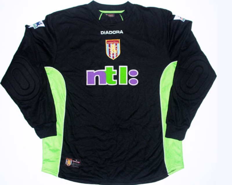 Aston Villa 2000-01 GK 2 Kit