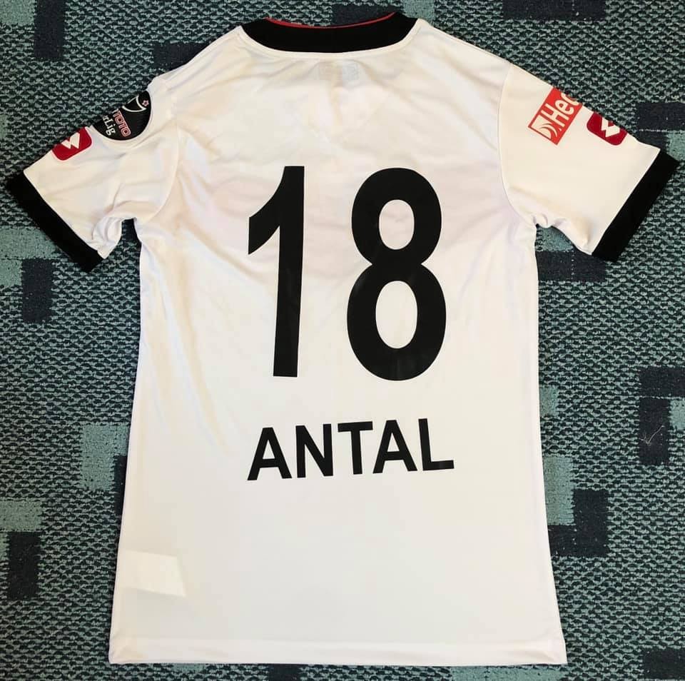 Gençlerbirliği 2014-15 Away Kit
