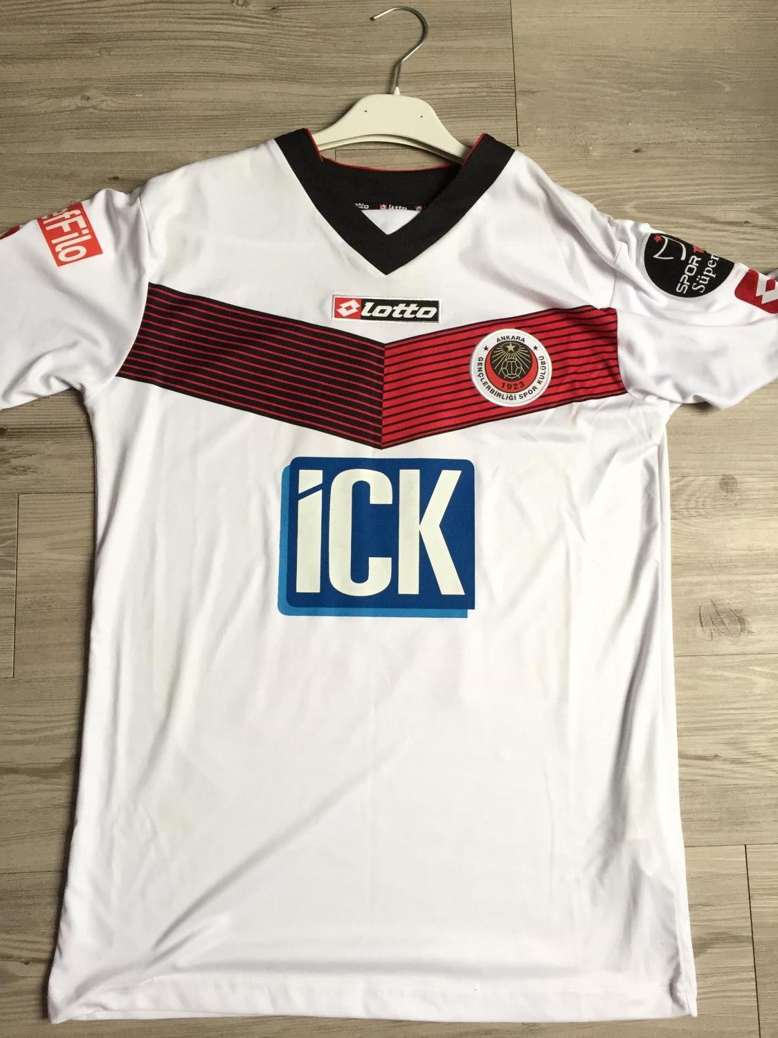Gençlerbirliği 2014-15 Away Kit