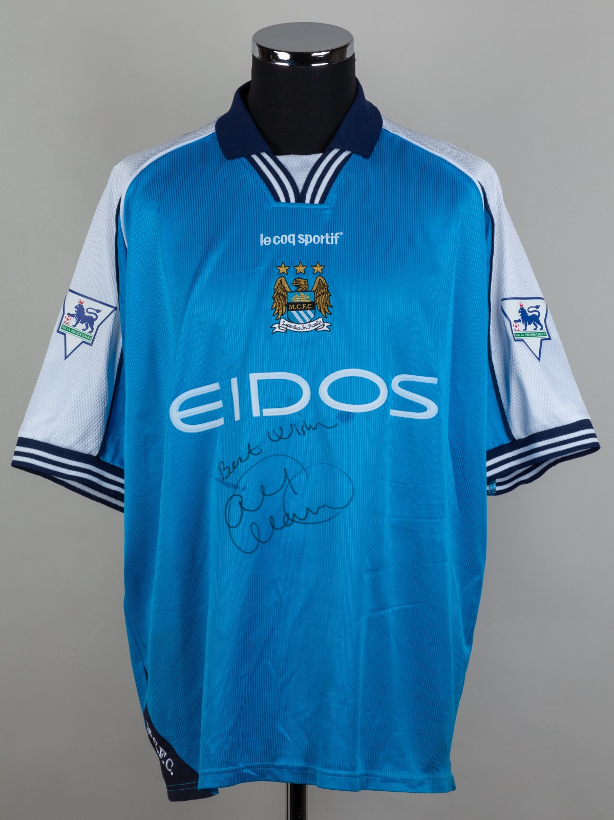 Manchester City 2000-01 Home Kit
