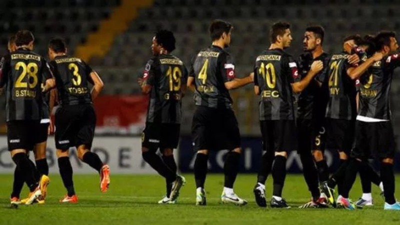 Gençlerbirliği 2013-14 Third Kit