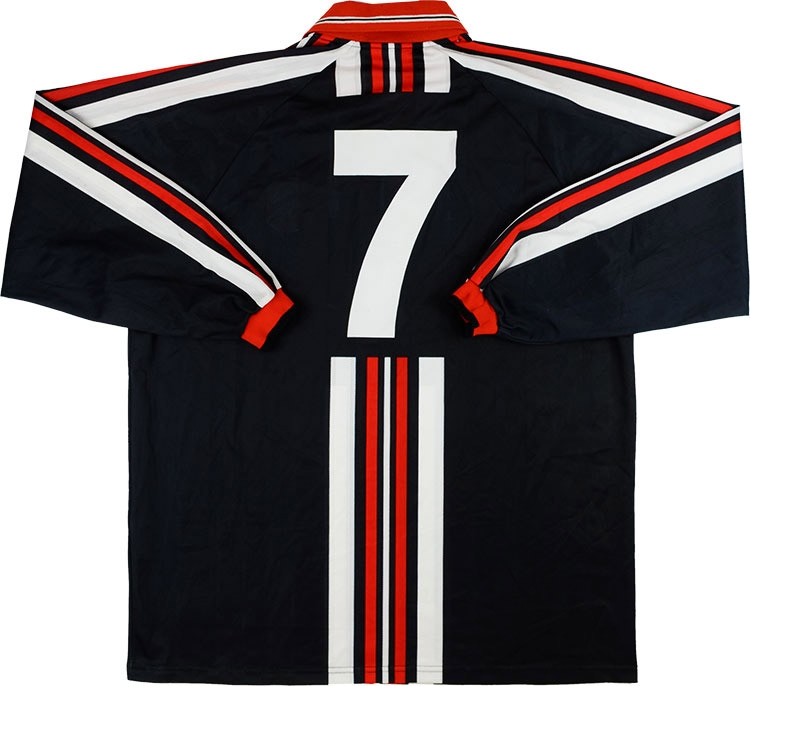 Middlesbrough 2000-01 Away Kit