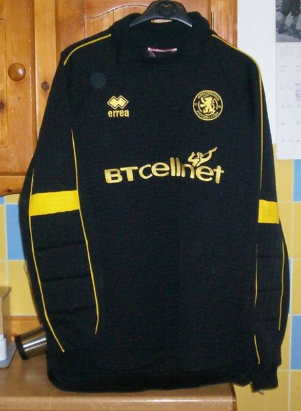 Middlesbrough 2000-01 GK 1 Kit