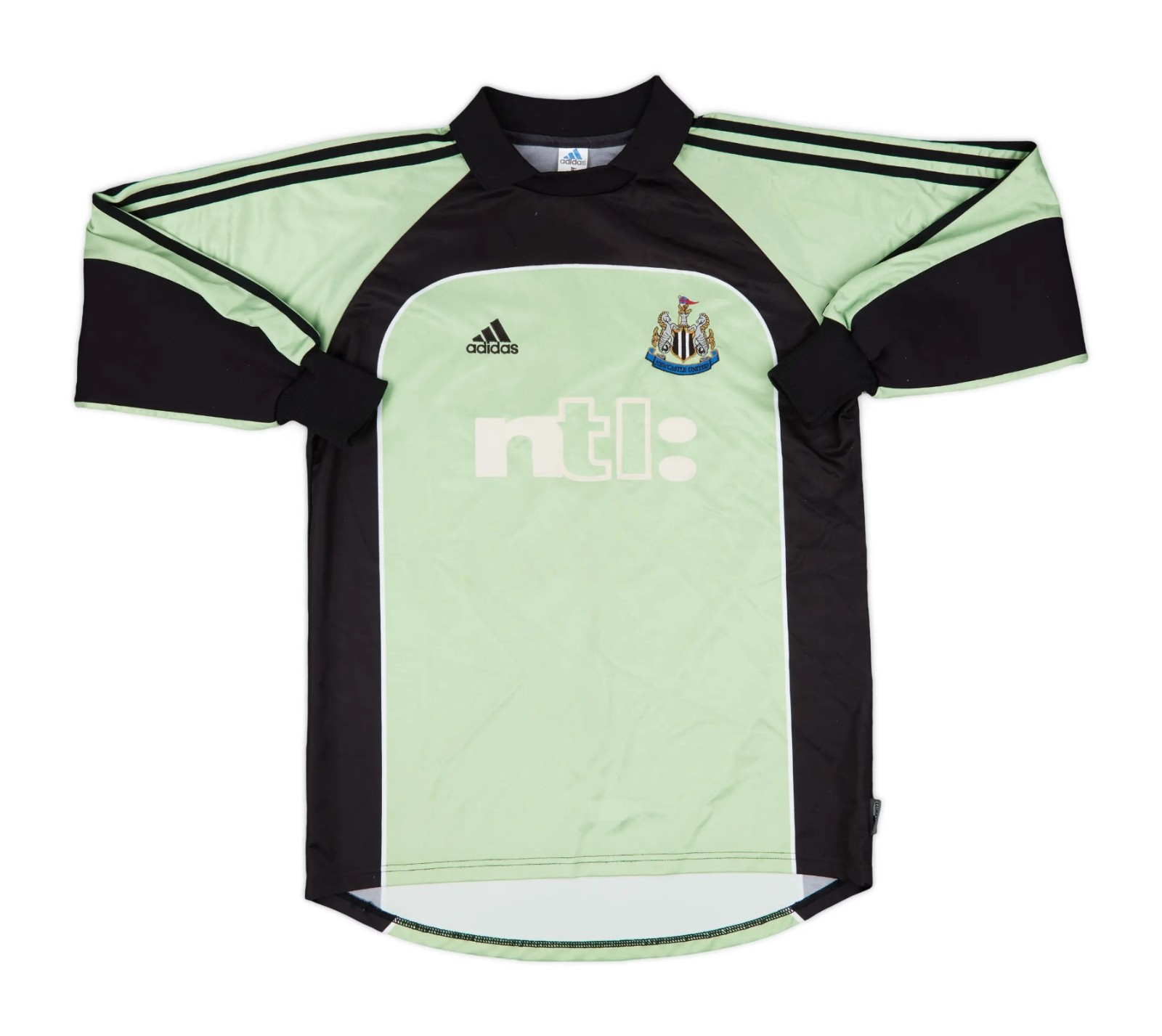 Newcastle United 2000-01 GK 1 Kit