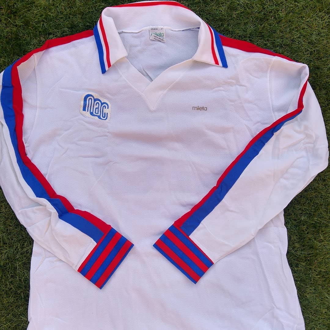 NAC Breda 1977-78 Away Kit