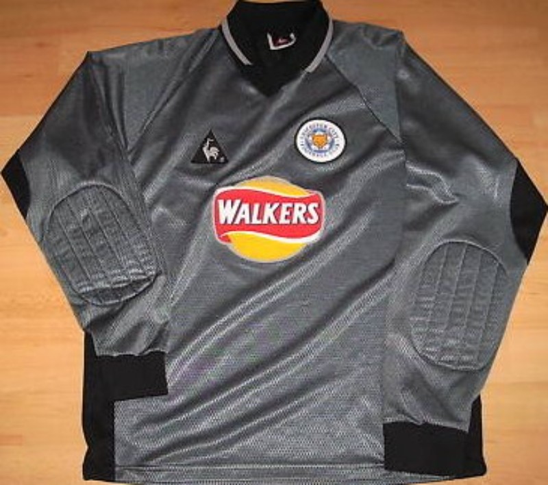 Leicester City 2000-01 GK 1 Kit