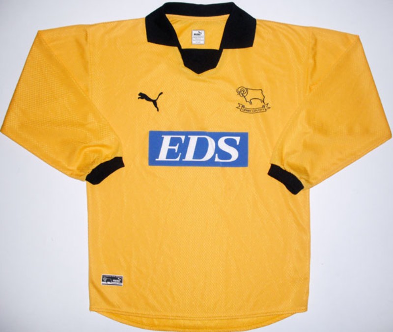 Derby County 2000-01 GK 1 Kit