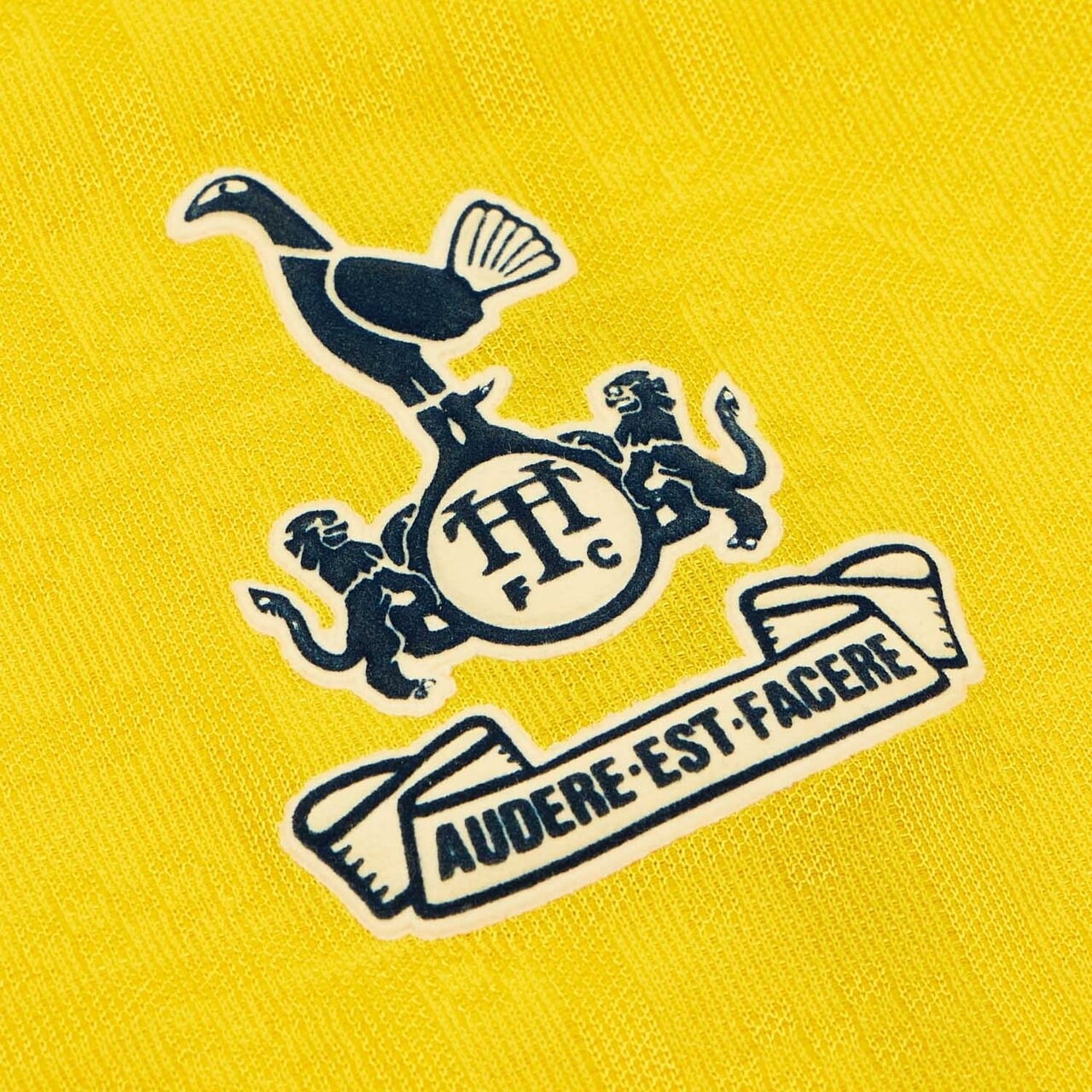 Tottenham Hotspur 1990-91 Away Kit