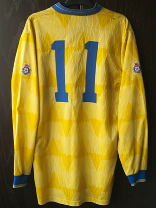 Leeds United 1990-91 Away Kit