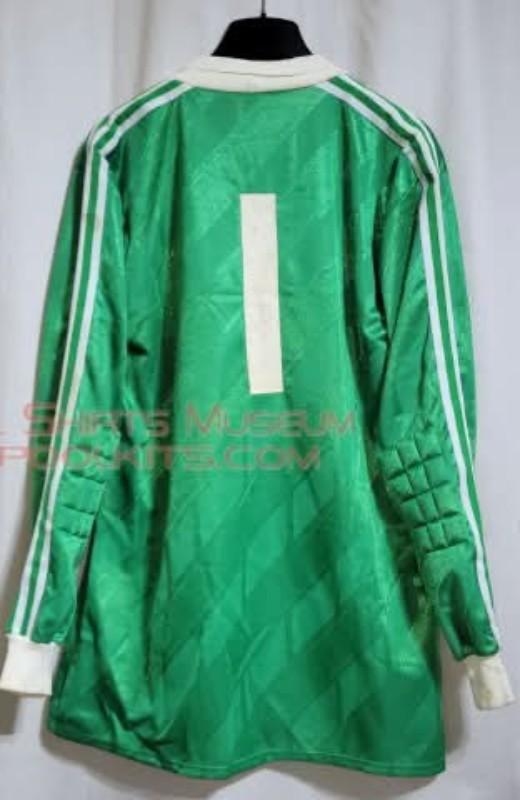 Liverpool FC 1988-89 Cup Final GK Kit
