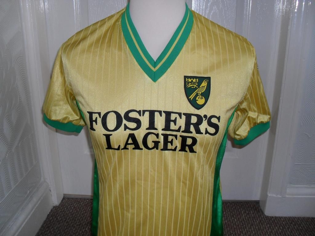 Norwich City 1987-88 Home Kit