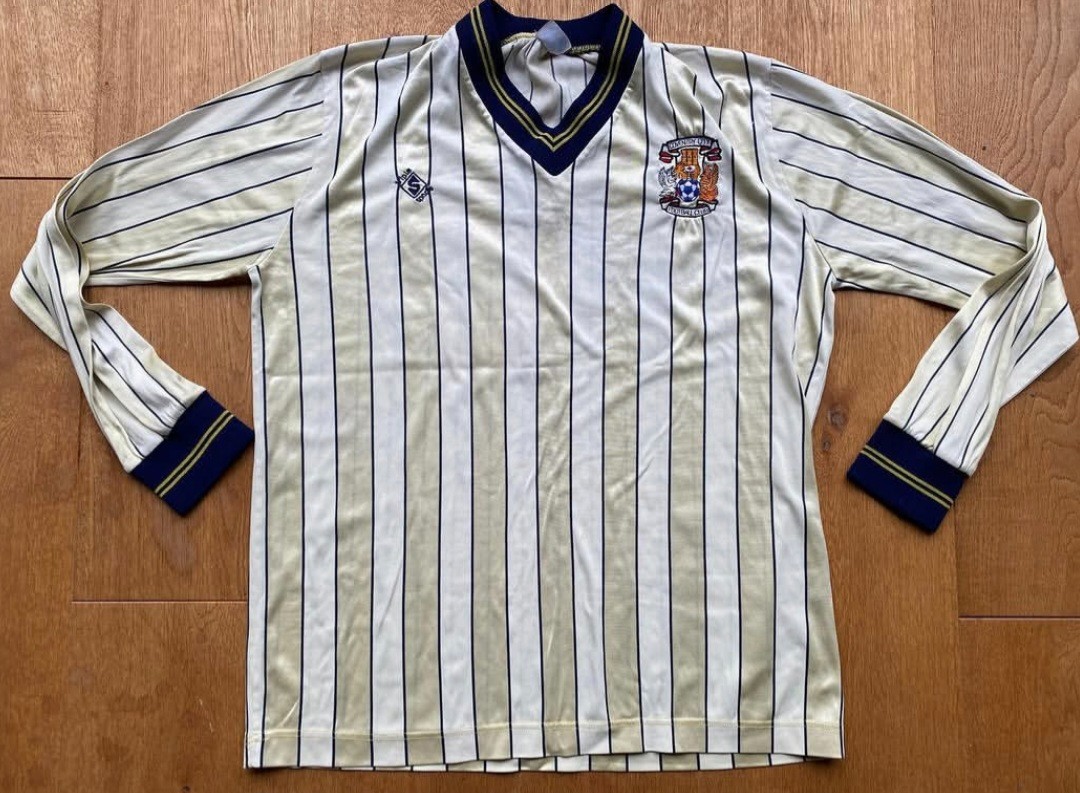 Coventry City 1986-87 Away 2 Kit