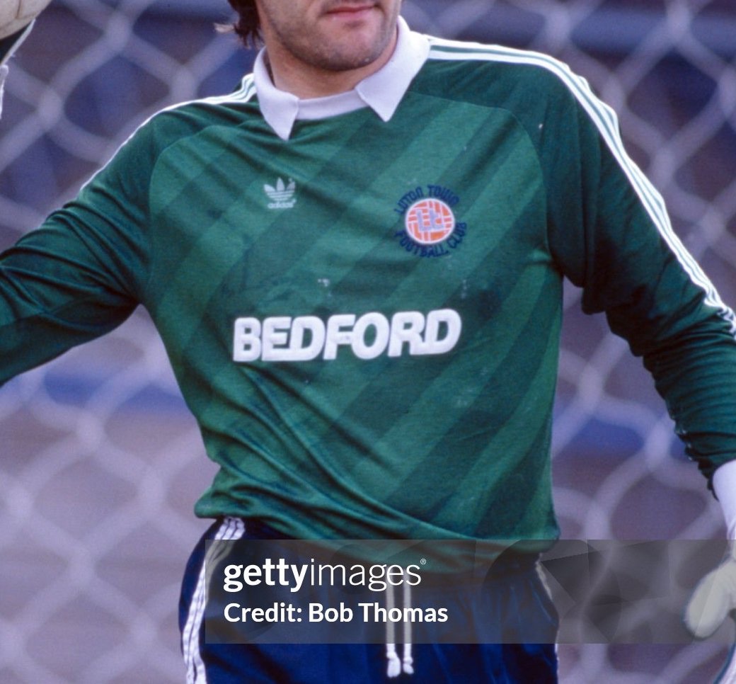 Luton Town 1985-86 GK 1 Kit