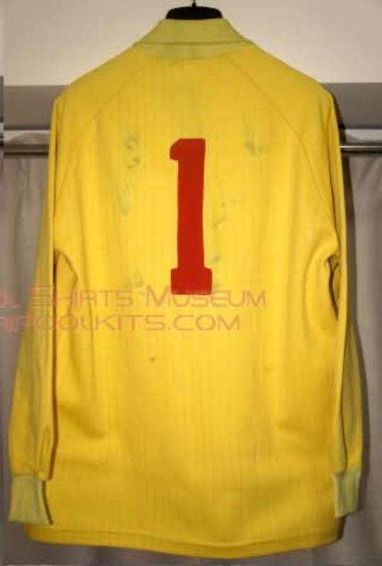 Liverpool FC 1984-85 GK 2 Kit
