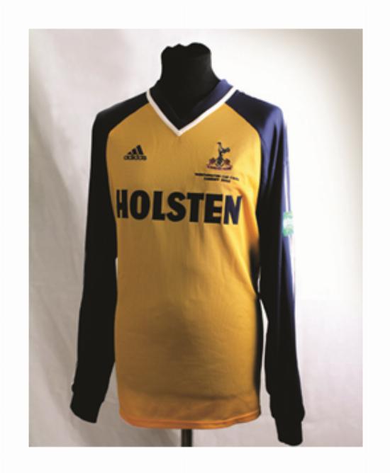 Tottenham Hotspur 2001-02 EFL Cup Final Kit