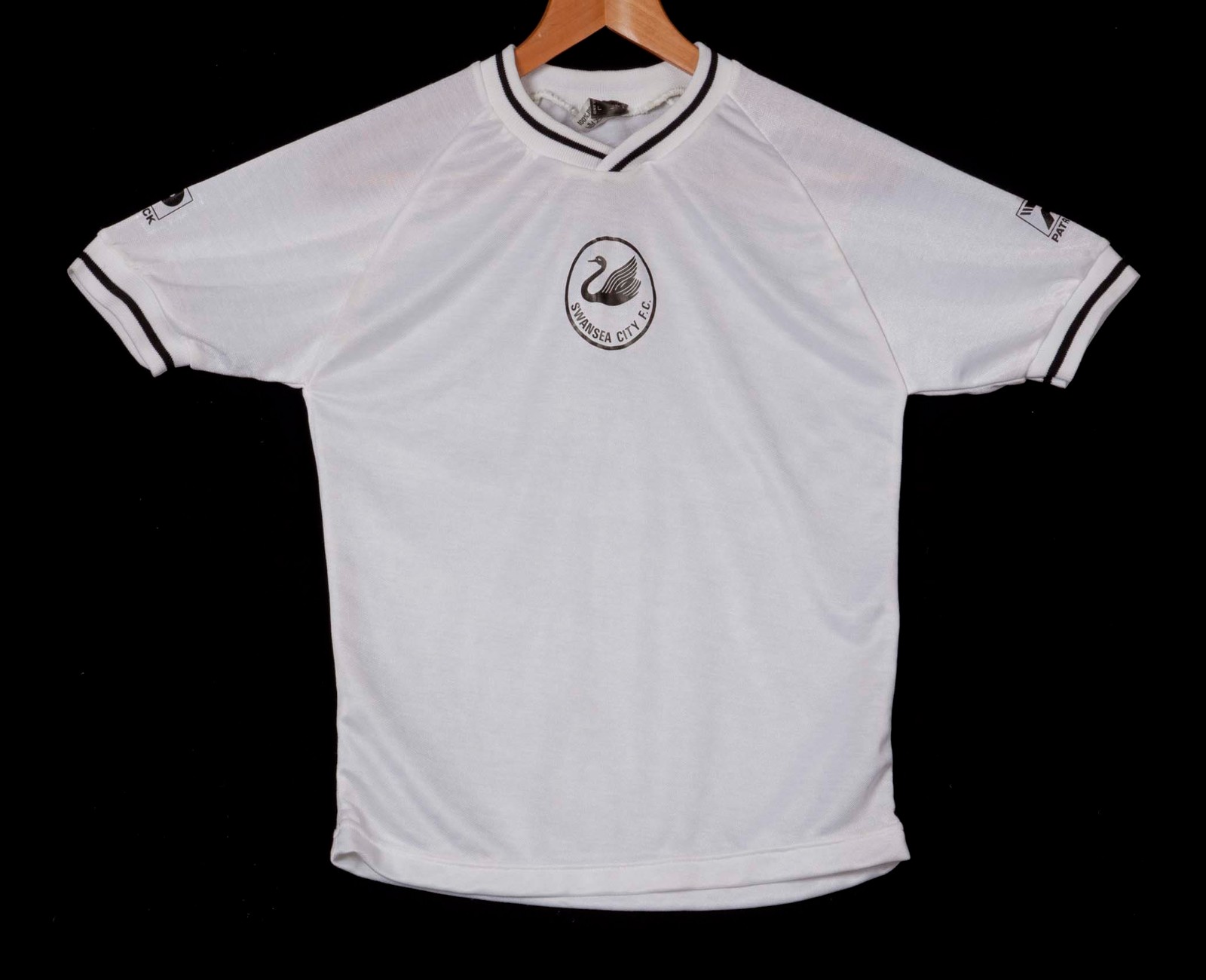 Swansea City 1981-82 Home Kit