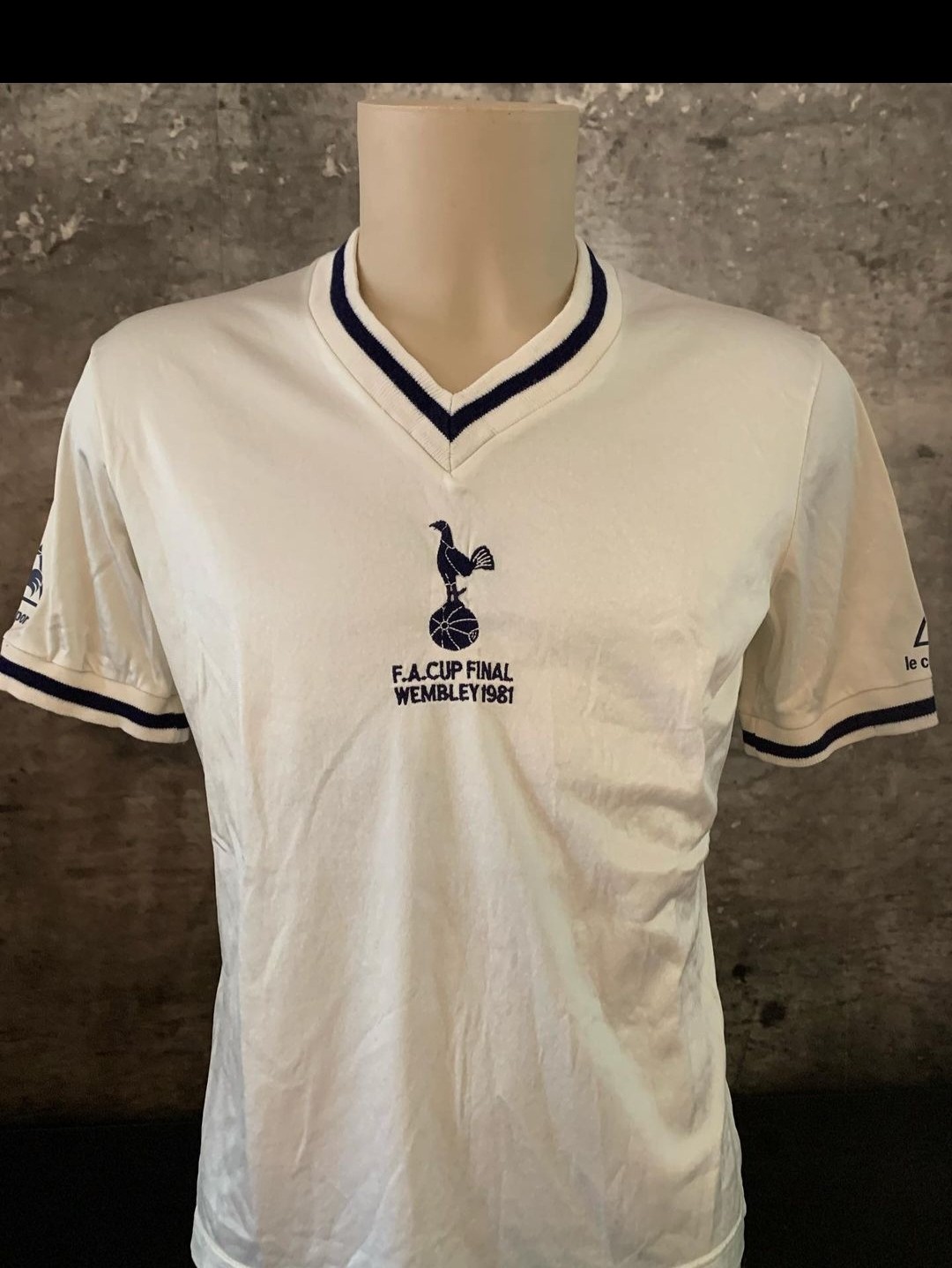 Tottenham Hotspur 1980-81 FA Cup Final Kit