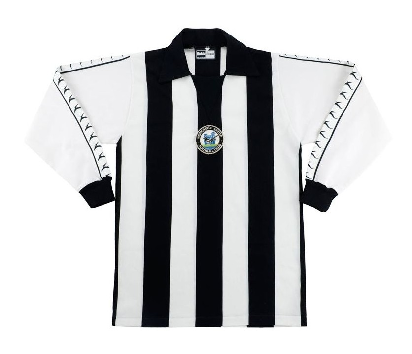 Newcastle United 1977-78 Home Kit