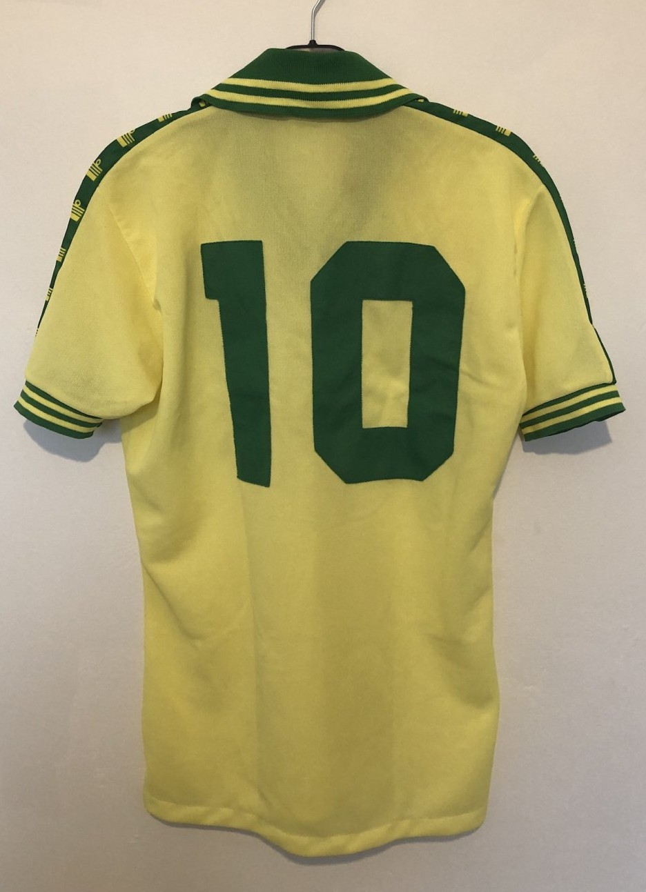 Norwich City 1977-78 Home Kit