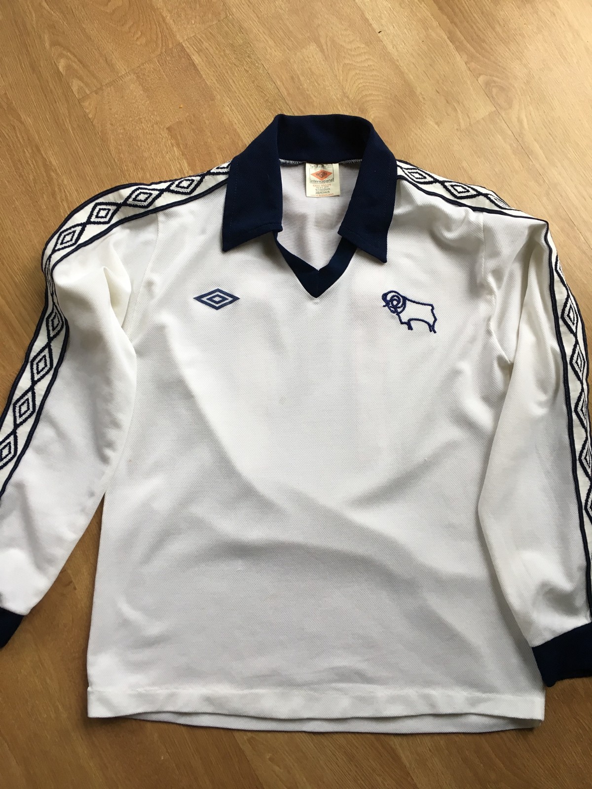 Derby County 1977-78 Home Kit