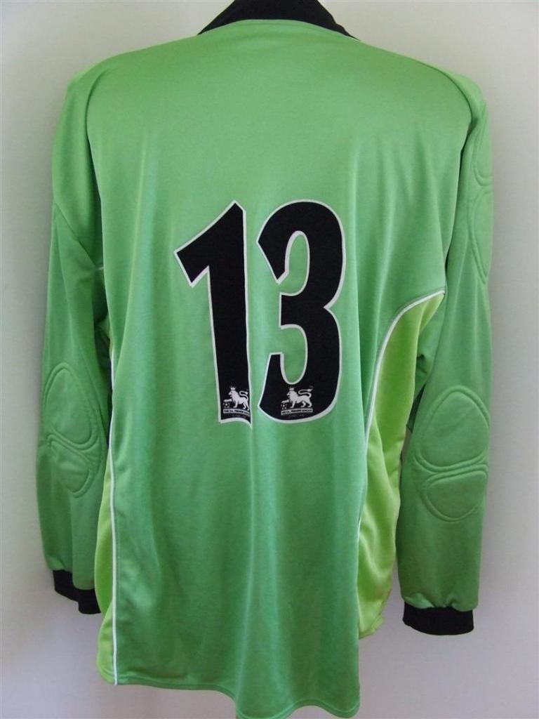 Leeds United 2001-02 GK 2 Kit